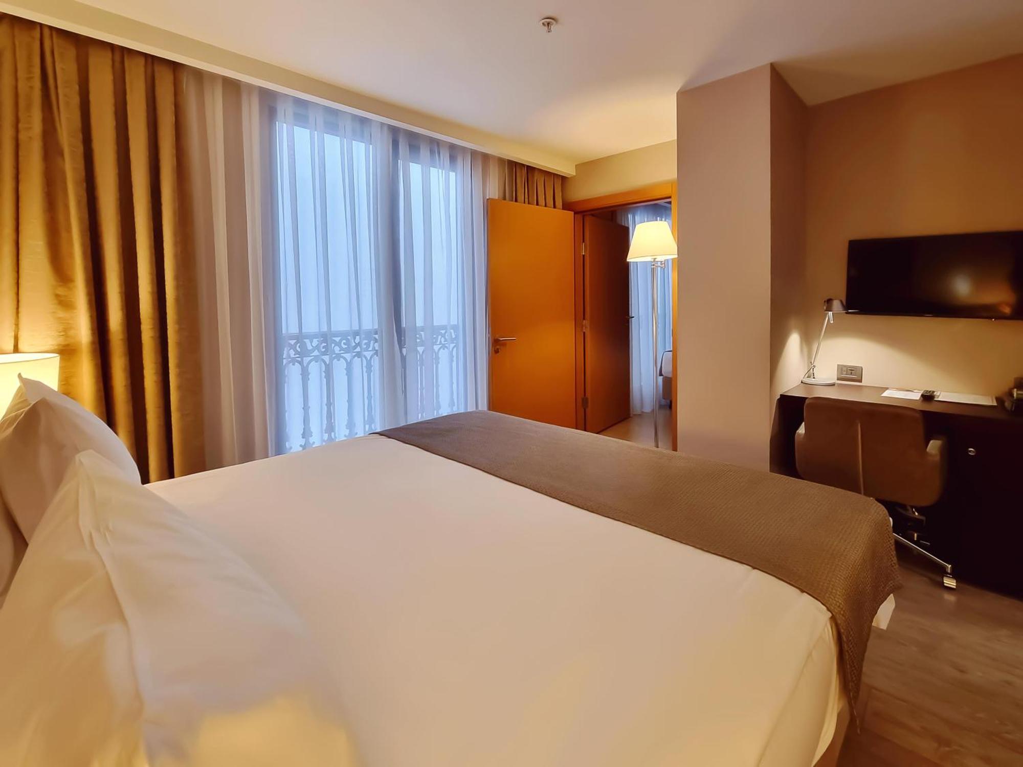 Port Bosphorus Otel 4*